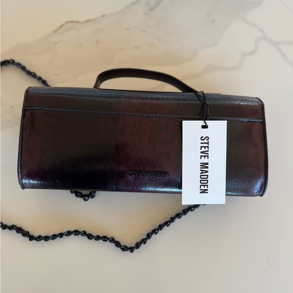 Steve Madden • Clutch Crossbody - Picture 7 of 14